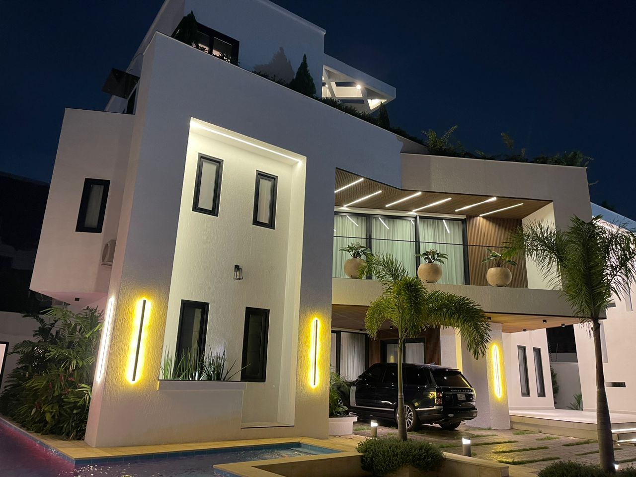 Luxury Homes — image 4