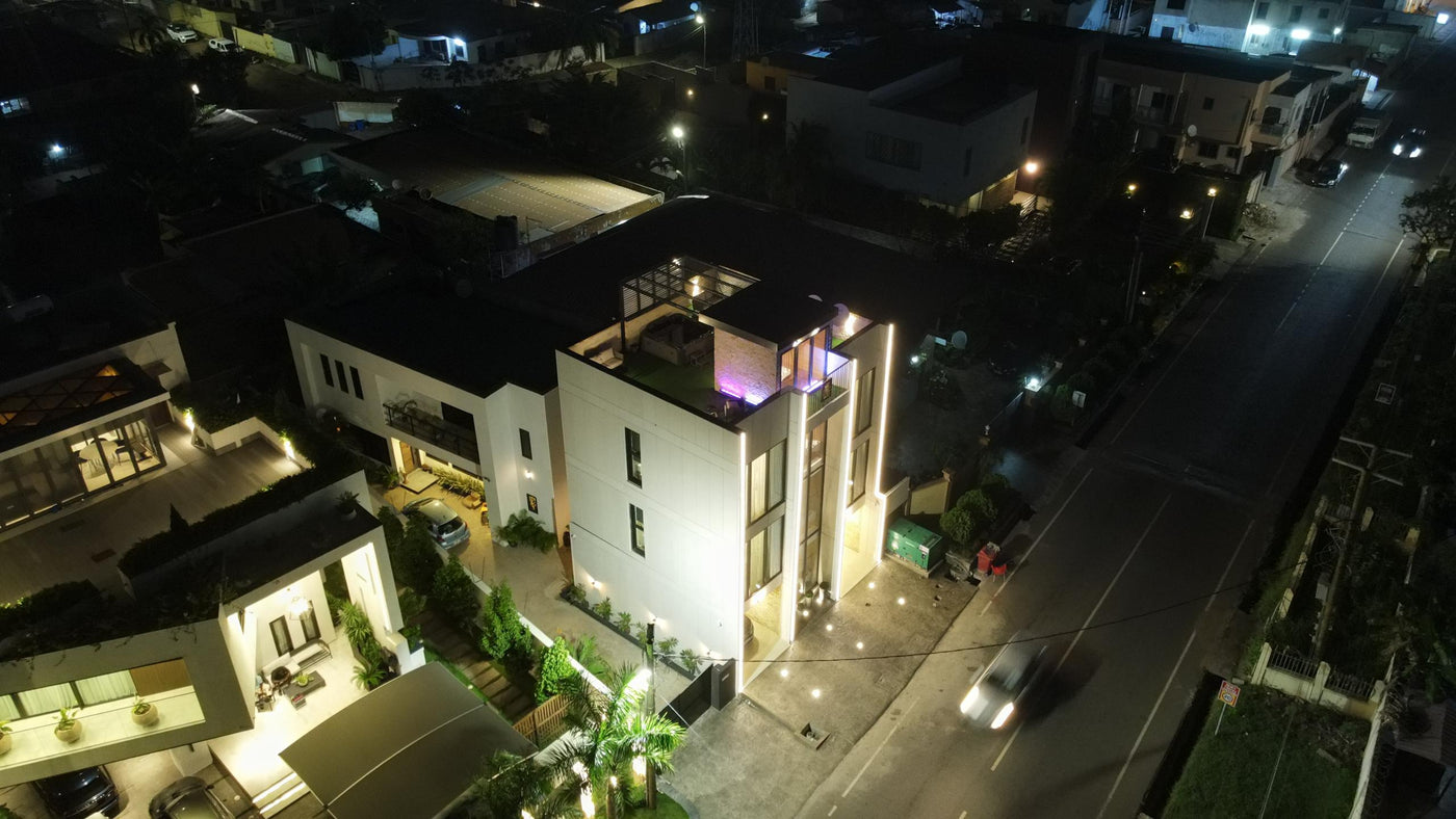 Multi-Storey Building — image 9